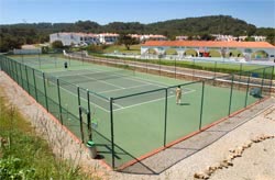Two tennis courts available in the Golf Club Son Parc